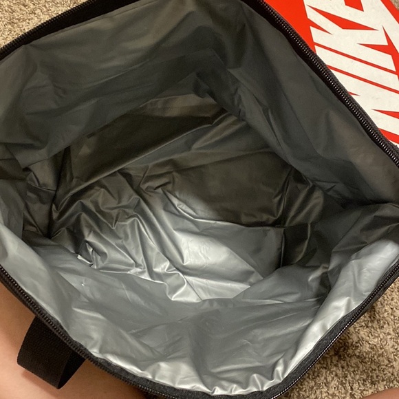 Panthers Insulated Bag - Picture 5 of 5